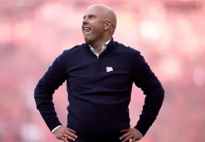 Slot Outperforms Klopp in Title Defense Season